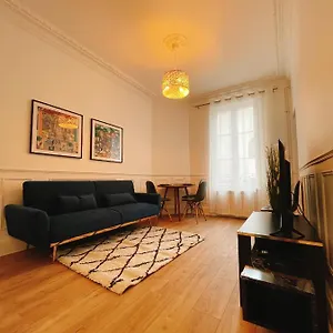 Muguette - Coeur De Vichy-1er Etage-balcon Appartement
